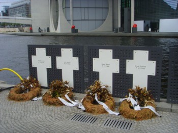 Gedenkort für die Mauertoten am Bundestag, 2012